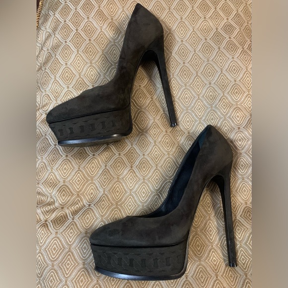 CASADEI Chain Pattern Platform Pumps. Size 6.5 US - Picture 2 of 9